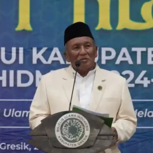 Empati untuk Korban Bencana, MUI Gresik Imbau Malam Tahun Baru 2026 Tidak Diisi Hura-hura
