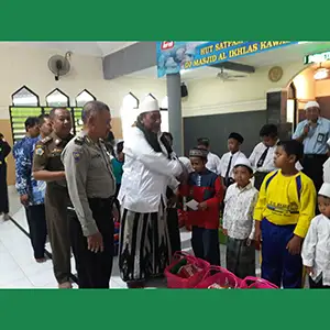 Ketua MUI Manyar Pimpin Doa HUT Satpam di Maspion Gresik