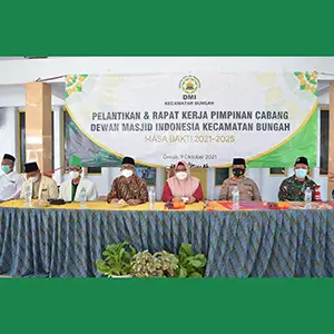 Hadir Di Pelantikan DMI Bungah, Bu Min Ingatkan Pentingnya Memakmurkan Masjid Sebagai Penguat Karakter dan Moral Umat