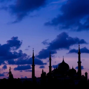 Khutbah Jumat: Menyegarkan Kembali Makna Hijrah di Era Modern
