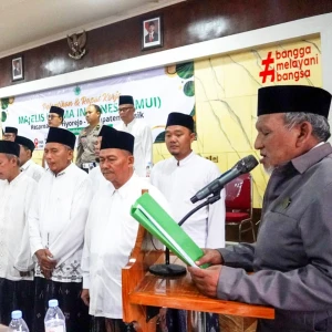 Resmi Dikukuhkan, MUI Driyorejo Perkuat Sinergi Ulama dan Umara Hadapi Tantangan Kenakalan Remaja