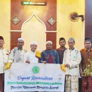 MUI Kecamatan Gresik Ajak Pemuda Makmurkan Masjid dalam Safari Ramadhan